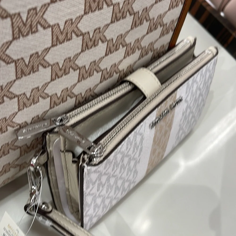 MICHAEL KORS LARGE DOUBLE ZIP WRISTLET wallet, clutch,